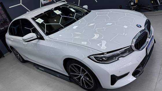 BMW 320i 2.0 16V TURBO GASOLINA SPORT AUTOMÁTICO